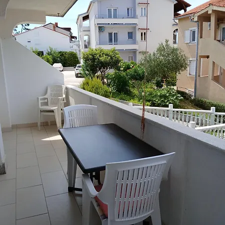 Piadora Apartament *